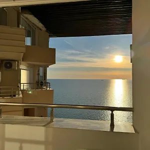 Beachfront Marilyn , Дуррес Албания